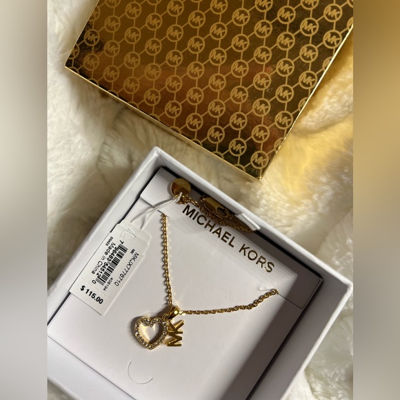 Beautiful Michael kors MK heart gold - Picture 1 of 1